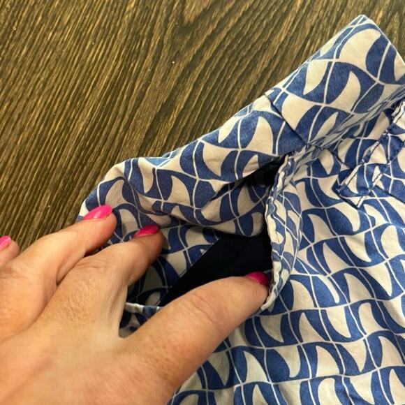 Nautica 4" Stretch Twill Printed Shorts Mid Rise Cotton Blend Blue/White Size 10 - Picture 3 of 6